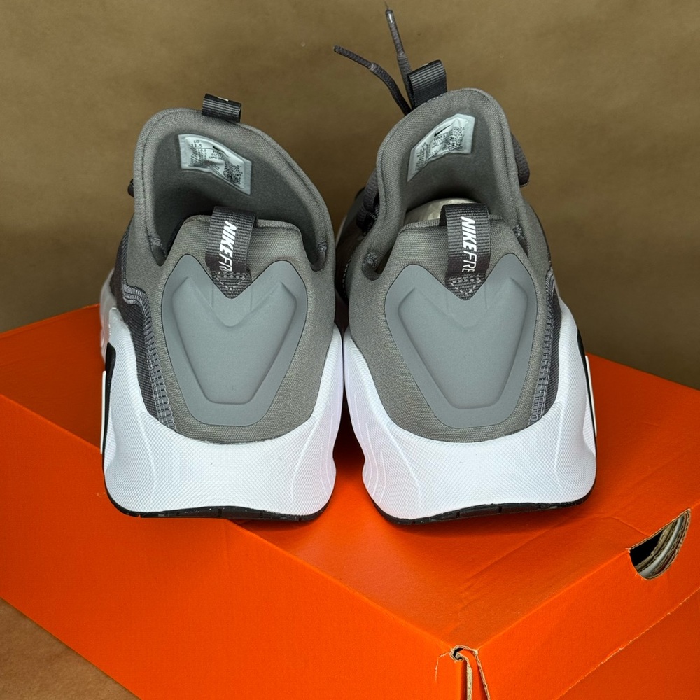 NWBOX Nike Free Metcon 6 TB Size 11.5 Grey HM3754-002 - Picture 3 of 8